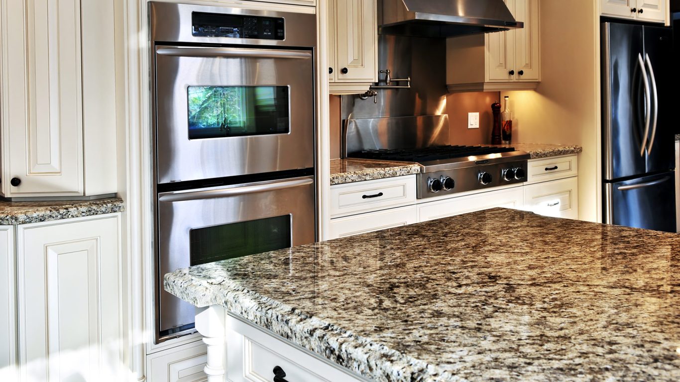 What's the Difference Between Honed & Polished Granite?