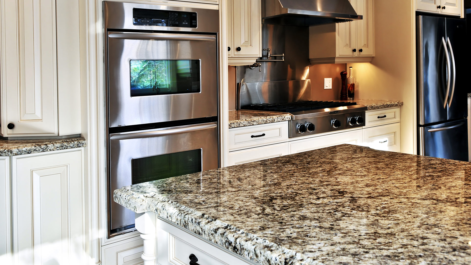 Granite Countertops : Best Granite Selection & Fabrication